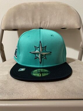 Seattle Mariners New Era 59FIFTY Fitted Hat (2025 Spring Training) Size 7 3/8
